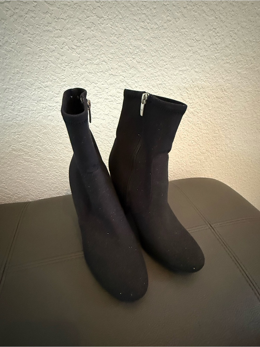 ✨Sparkles✨ Marc Fisher Black Stretch Sock Ankle Boot with Block Heel 8.5 women’s - Picture 7 of 11